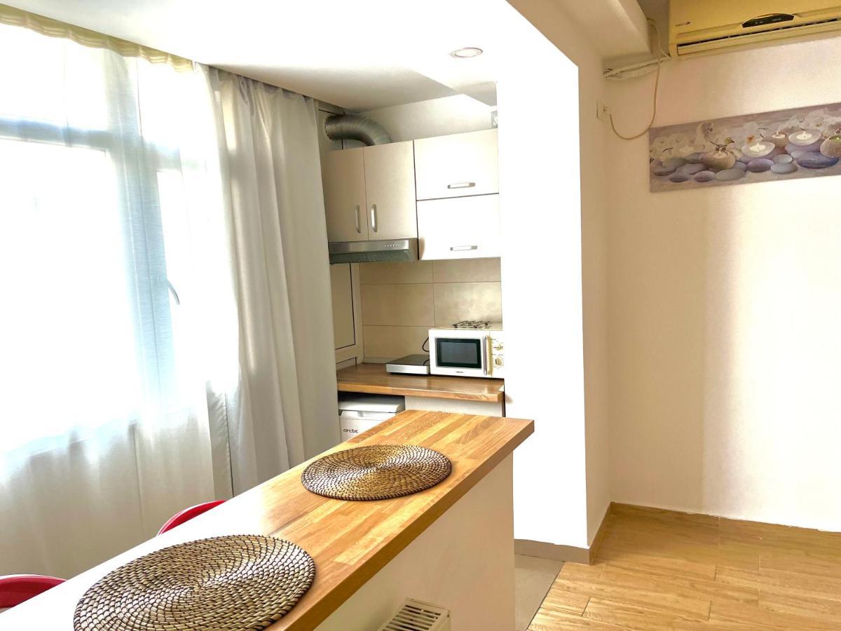 Victoriei Studio Bukarest Eksteriør billede